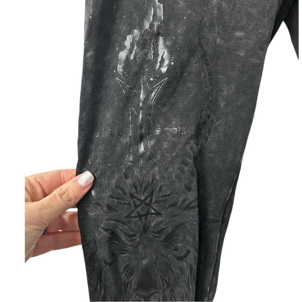 Women's Black Embossed High-Waist Leggings - Picture 7 of 10
